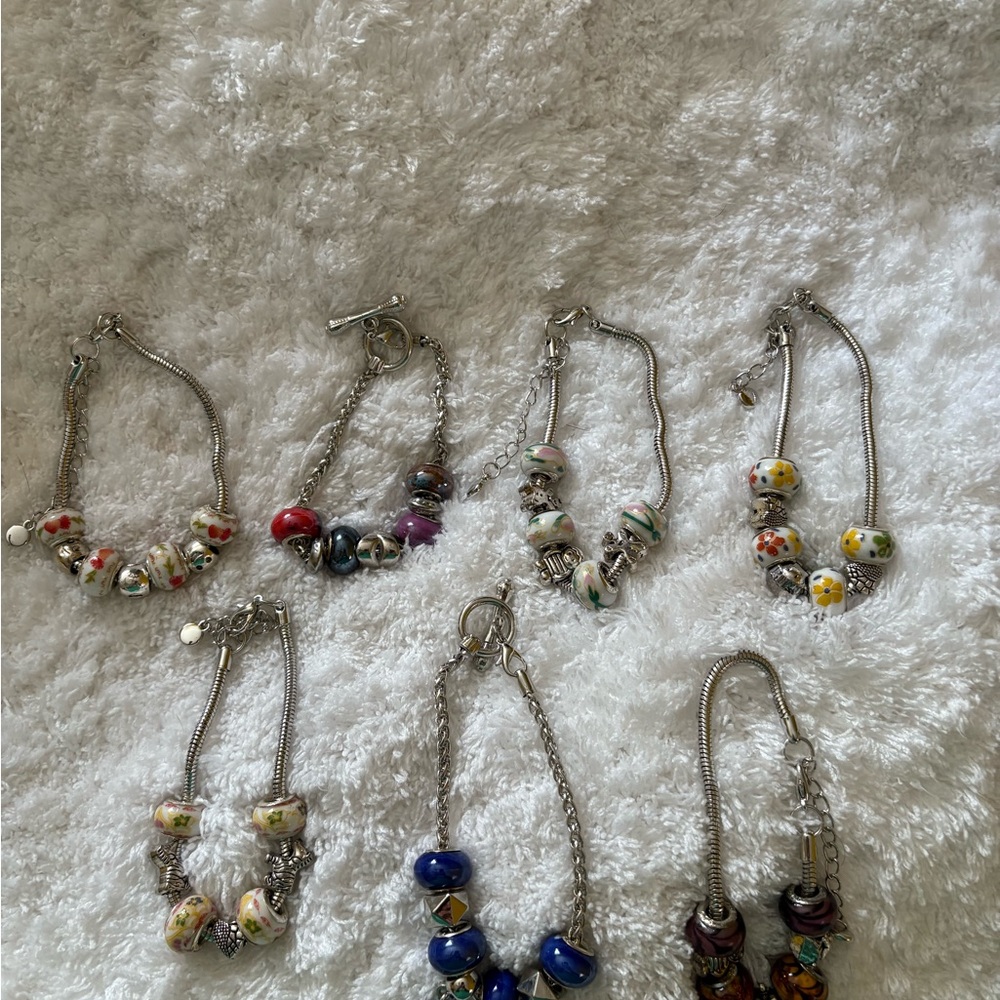 Silver Charm Bracelet Set of 7. New.